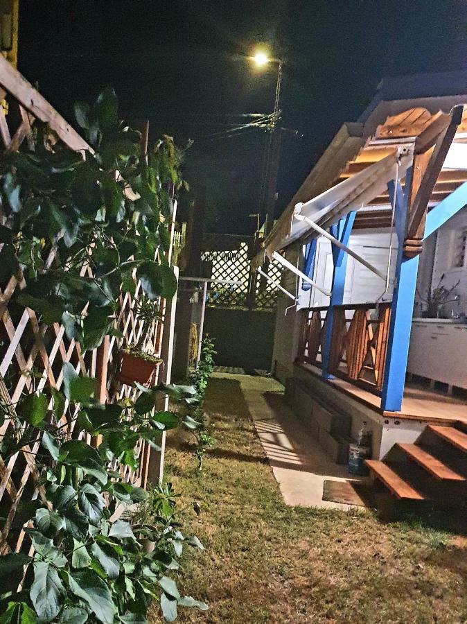 Deux Chambres Et Deux Salles De Bain Dans La Maison De Michelle L'Amirade Grande Anse  Екстериор снимка