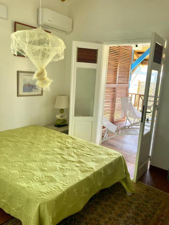 Deux Chambres Et Deux Salles De Bain Dans La Maison De Michelle L'Amirade Grande Anse  Екстериор снимка